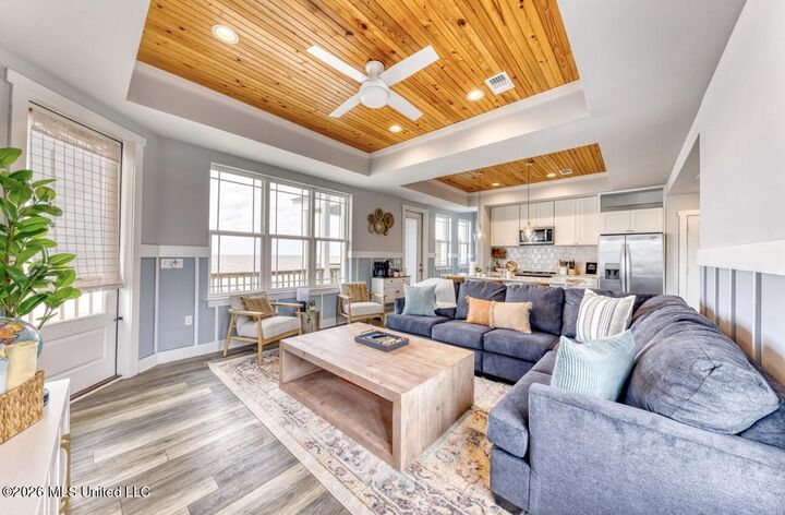 Property Photo:  820 W Beach Boulevard  MS 39560 
