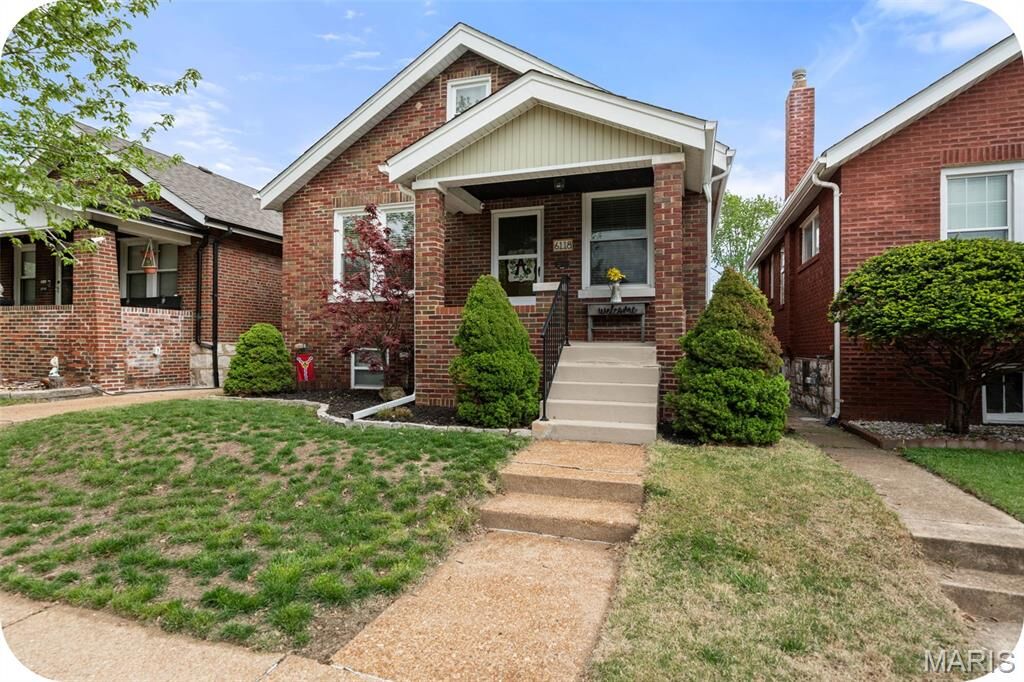 Property Photo:  6118 Newport Avenue  MO 63116 