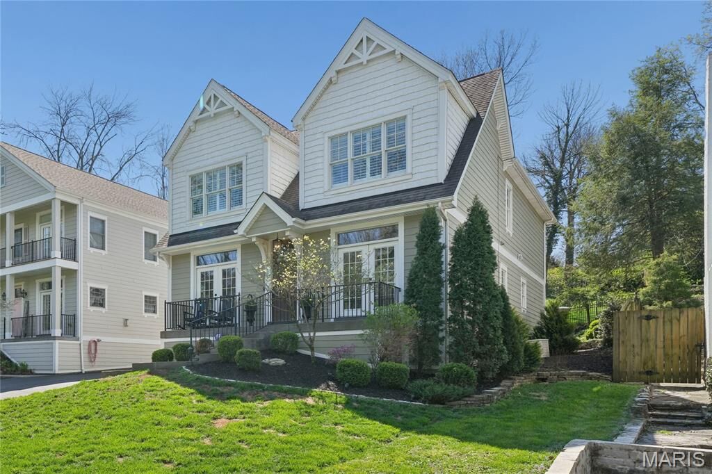 Property Photo:  34 Burroughs Lane  MO 63124 