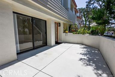 Property Photo:  15111 Freeman Avenue 44  CA 90260 