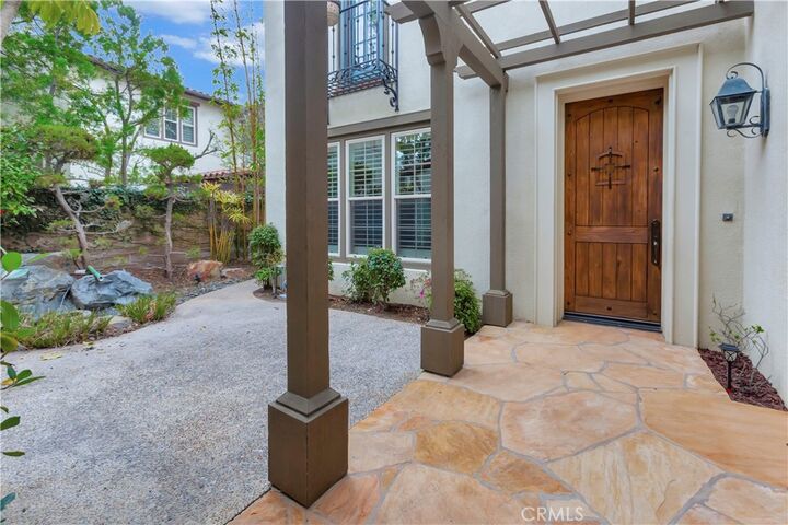 Property Photo: 21 Arches CA 92603