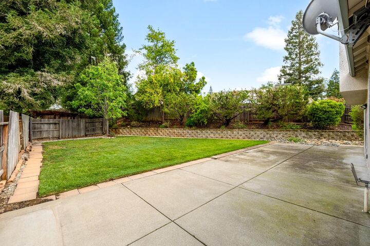 Property Photo:  160 Hopfield Drive  CA 95630 