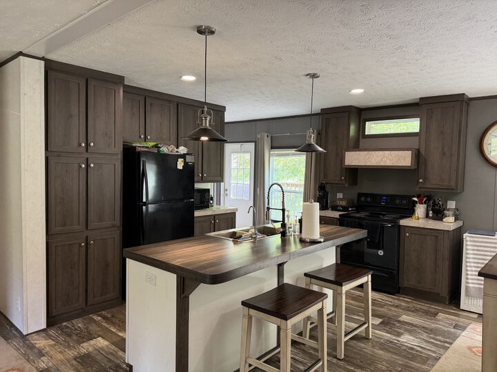 Property Photo:  1851 Hicks Hollow Rd  TN 37186 