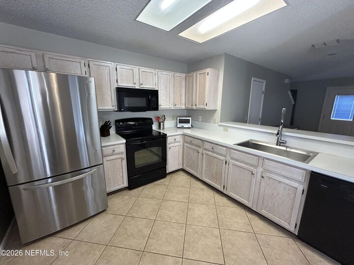 Property Photo: 7780 Coatbridge Lane S FL 32244