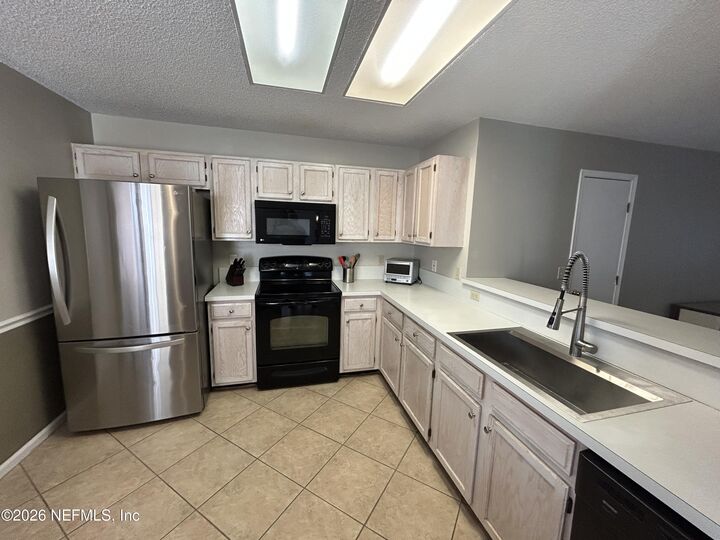 Property Photo:  7780 Coatbridge Lane S  FL 32244 