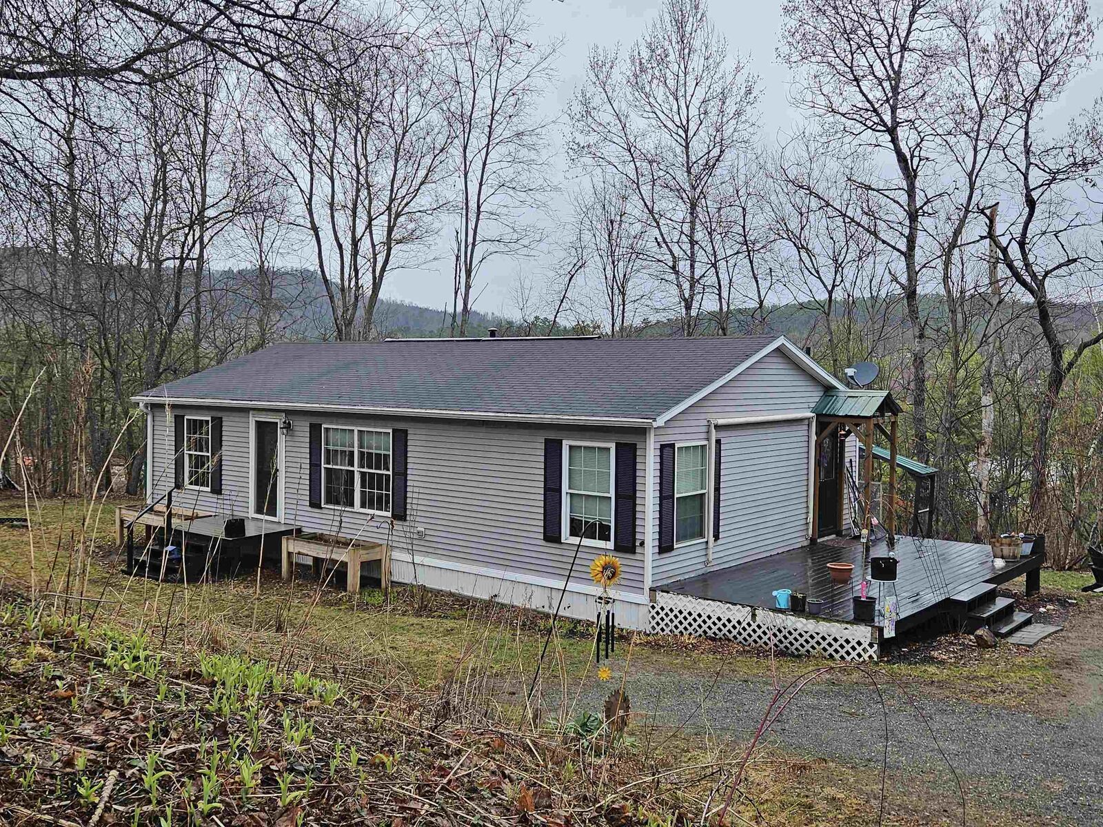 Property Photo:  410 South Street  NH 03561 