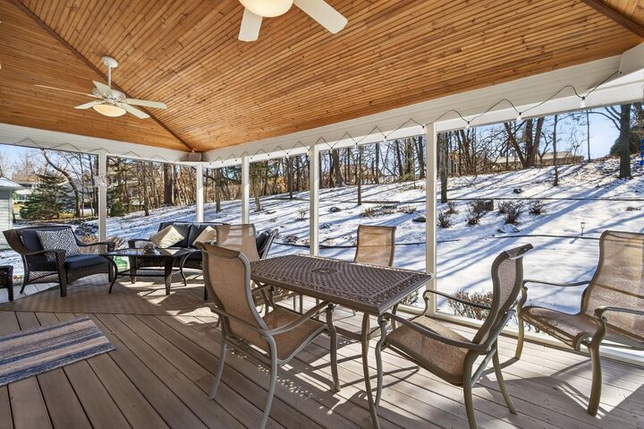 Property Photo:  2536 Bridle Creek Trail  MN 55317 