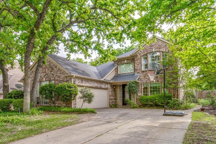 Property Photo: 1390 Forest Creek Drive TX 75067