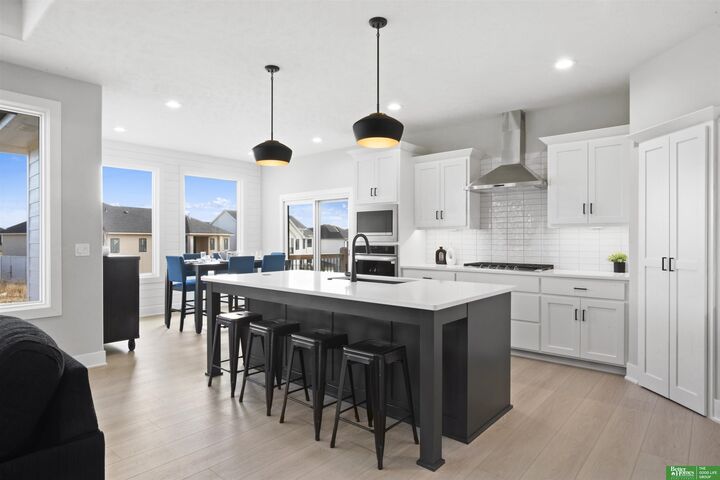 Property Photo: 5606 N 198th Street NE 68022