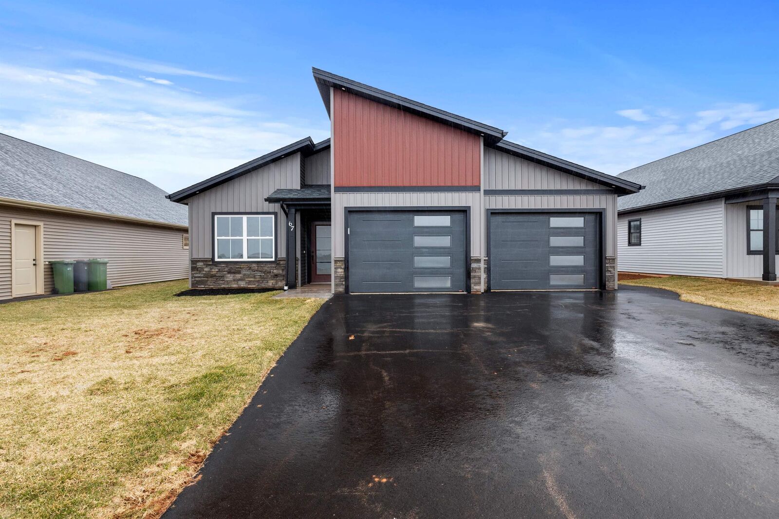 Property Photo: 67 Alice Avenue PE C1C 0V4