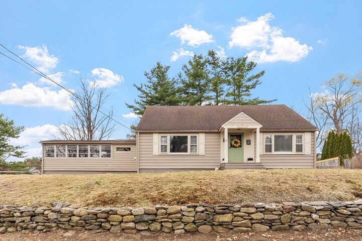 Property Photo:  21 Beal St  MA 01462 