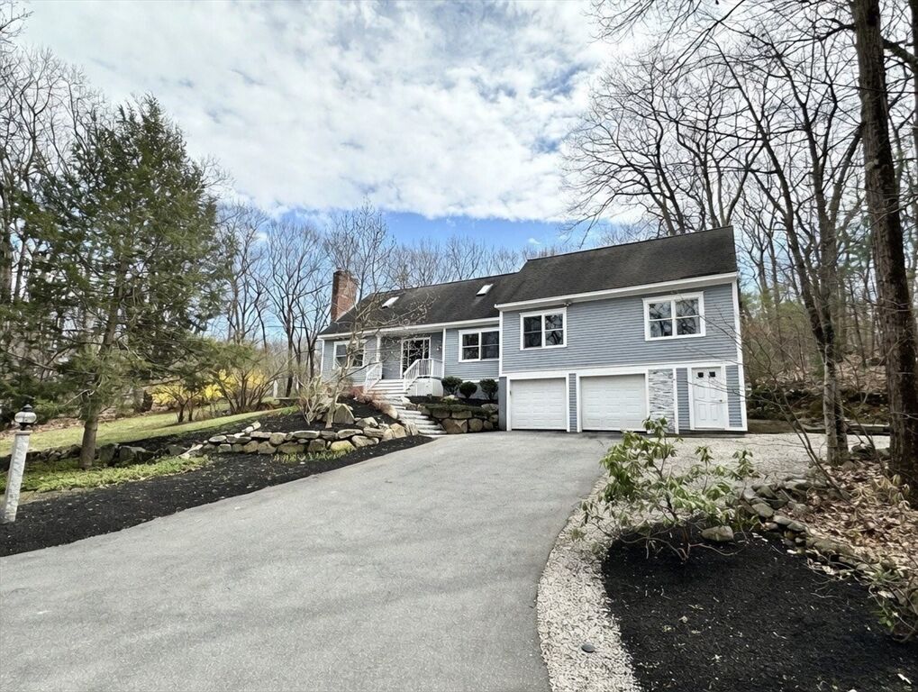 Property Photo: 31 Hillside Rd MA 01921