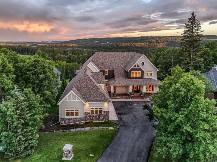 Property Photo:  116 Hawks Landing Drive  AB T0L 1W3 