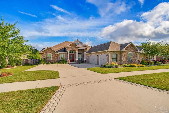 Property Photo:  5871 Huntington Creek Blvd  FL 32526 