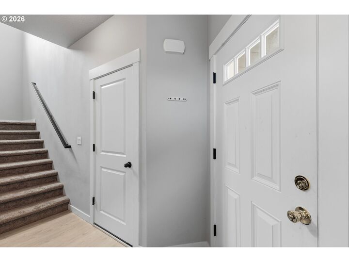 Property Photo:  7036 N Montgomery Way  WA 98642 