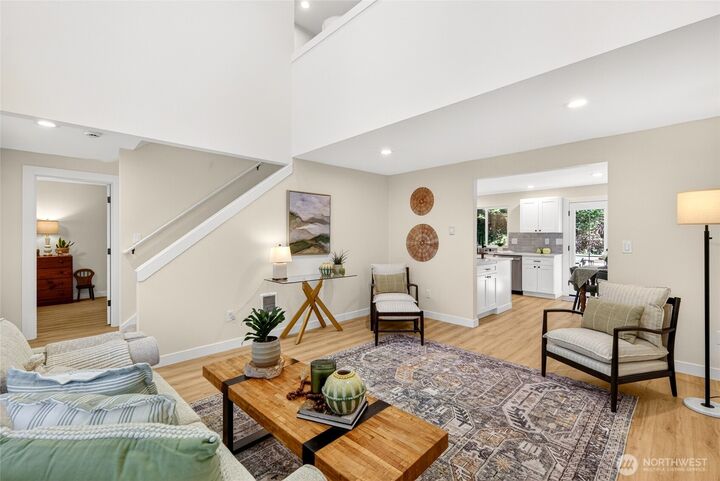 Property Photo:  20017  Locust Way  WA 98036 