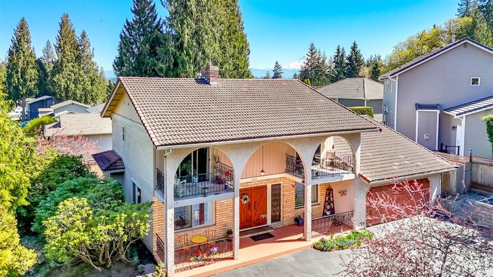 Property Photo:  6220  81st Street E  WA 98371 