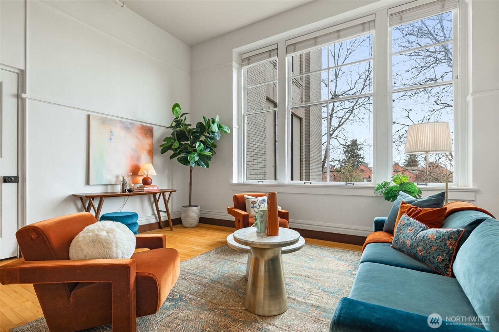Property Photo:  201  Galer Street 436  WA 98109 