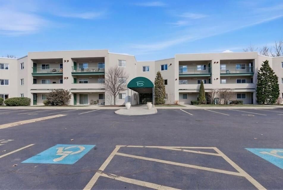 Property Photo:  31 Devereux Street 207  RI 02909 