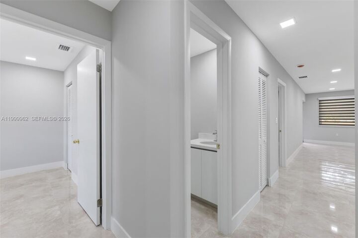 Property Photo: 15685 SW 82nd Cir Ln 28 FL 33193