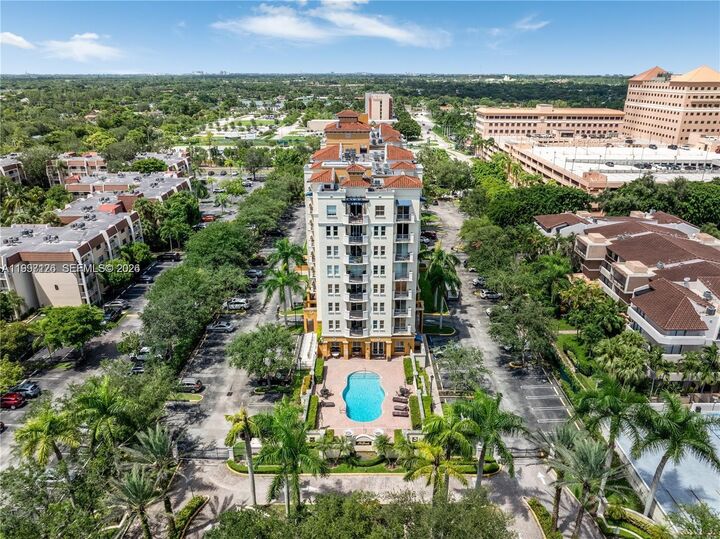 Property Photo: 9021 SW 94th St 509 FL 33176