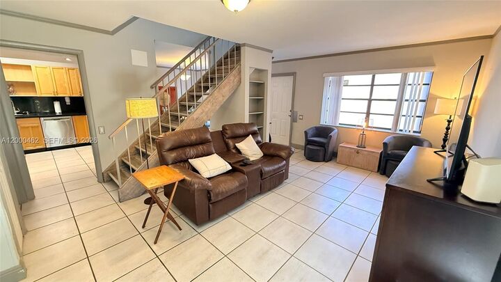 Property Photo:  6621 SW 116th Pl A2  FL 33173 