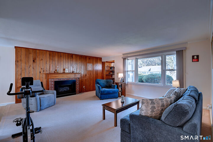 Property Photo:  41 Sanford Road  CT 06042 