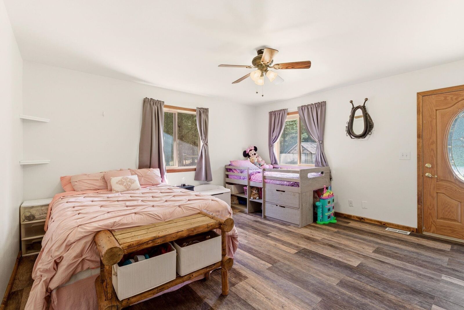 Property Photo:  28411 N Short Rd  WA 99006 