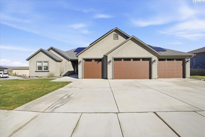 Property Photo:  6832 Collins Road  WA 99353 