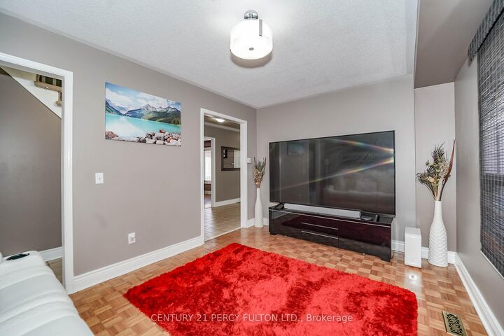 Property Photo: 1525 Sturgeon Court ON L1V 5P6