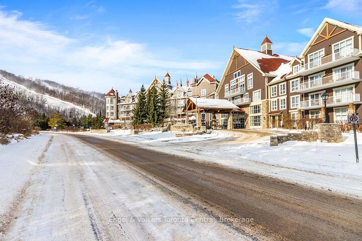 Property Photo: 220 Gord Canning Drive 465 ON L9Y 0V2