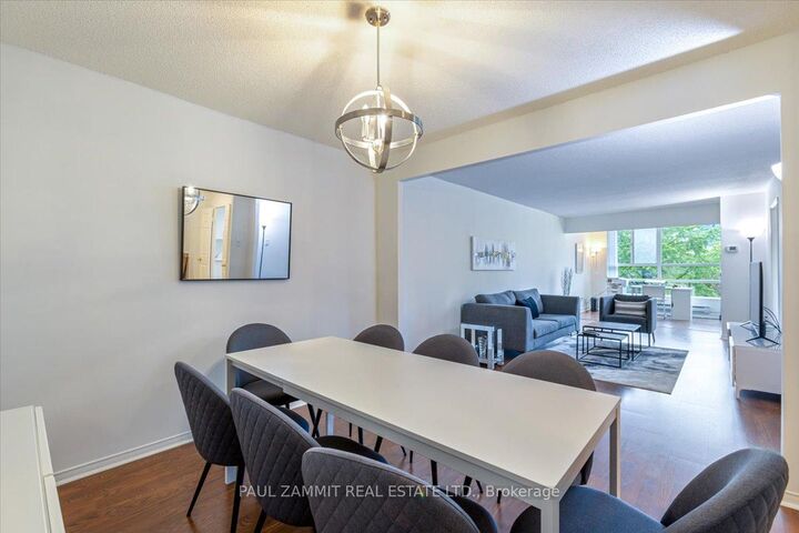 Property Photo: 7825 Bayview Avenue 214 ON L3T 7N2