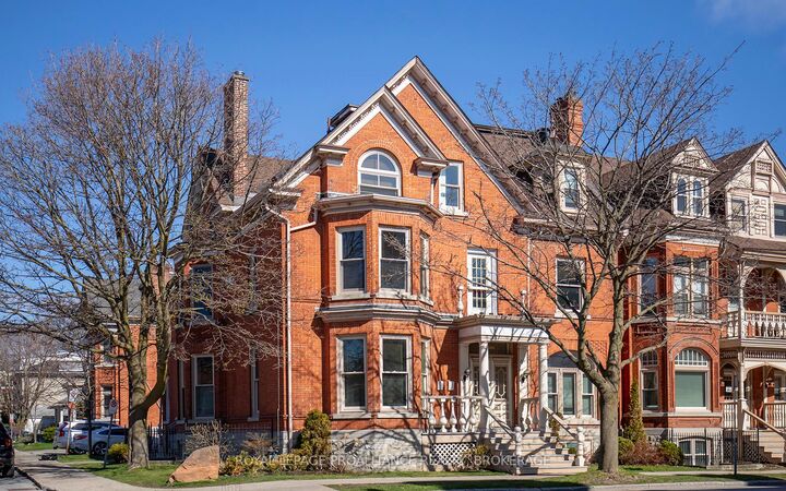 244 King Street E 2 — photo 1