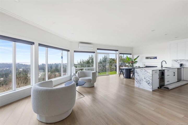 3346 Ravenwood Rd — photo 1