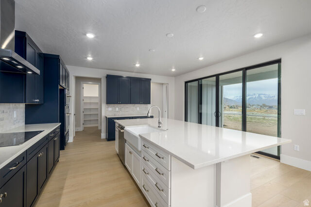 Property Photo:  994 S Romney Way 239  UT 84032 