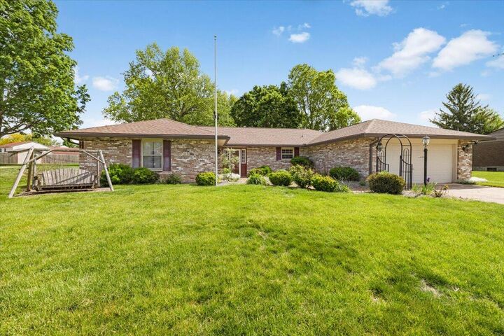 Property Photo:  6330 Rangeview Drive  OH 45415 