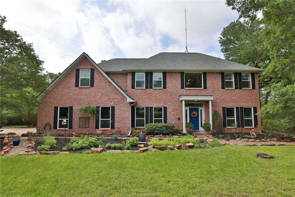 Property Photo:  5817 Stallion Ridge  TX 77845 