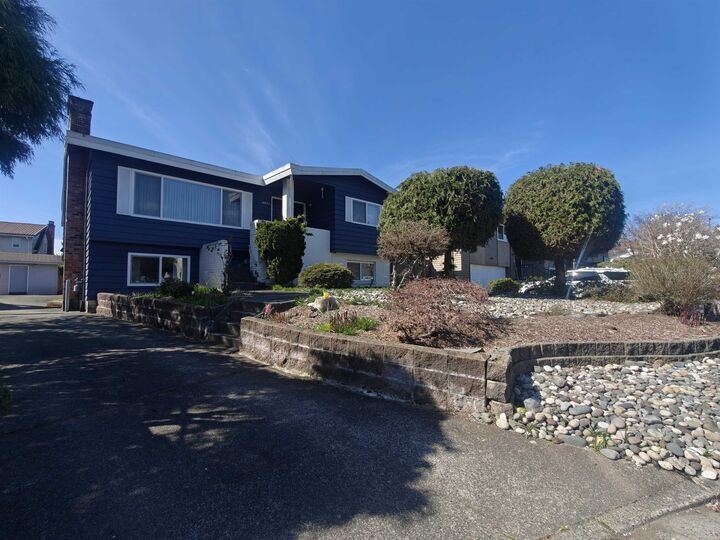 Property Photo: 4829 Colbrook Court BC V5G 3Y3