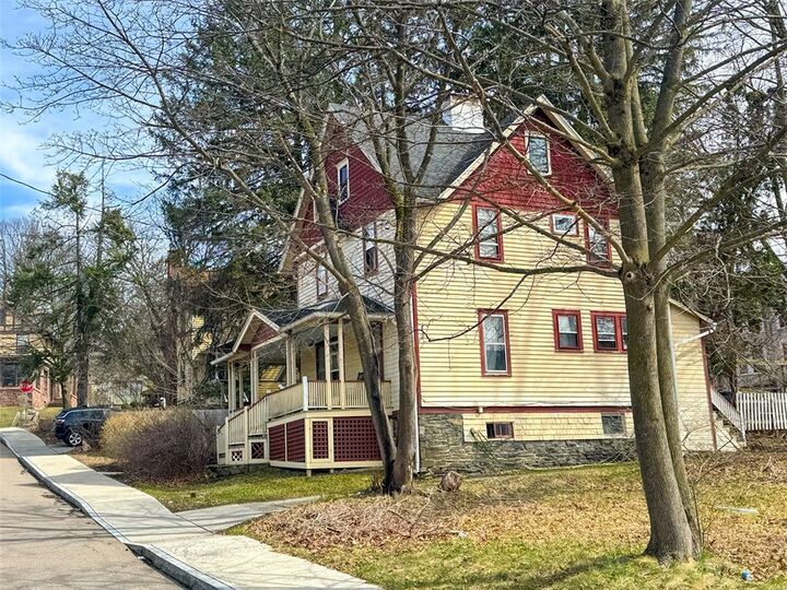 Property Photo:  105 Valentine Place  NY 14850 