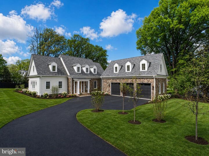 Property Photo:  1538 Forest Lane  VA 22101 
