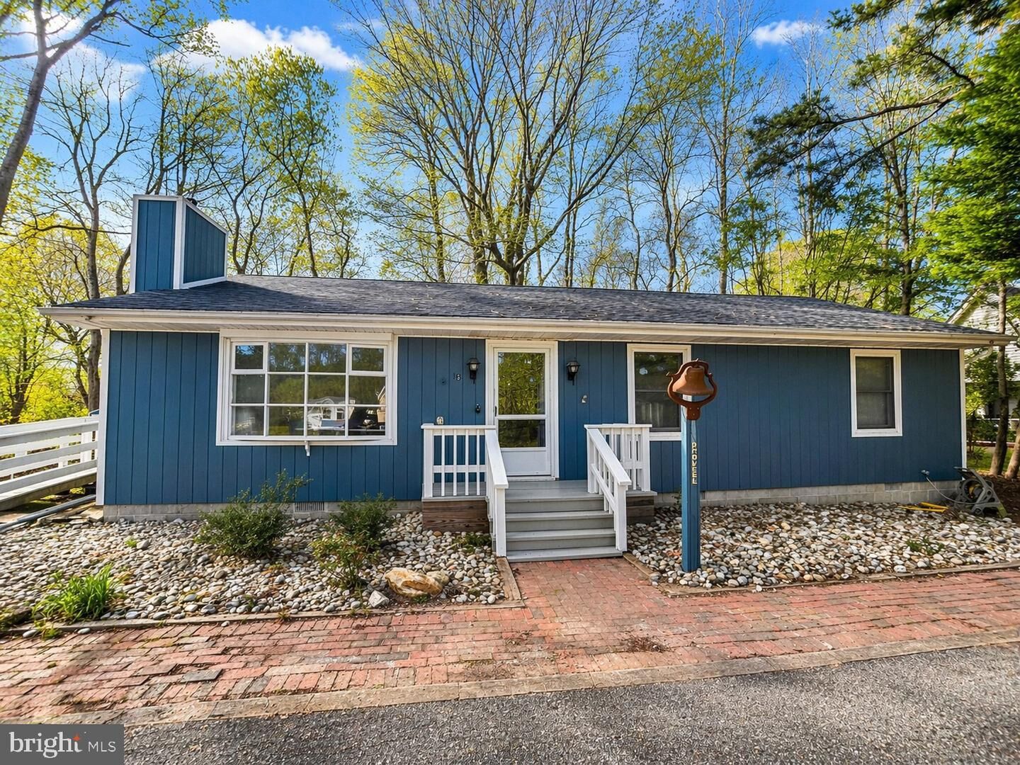 Property Photo:  18 Calgary Avenue  DE 19970 