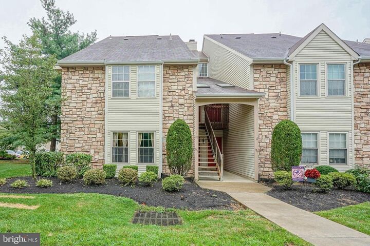 Property Photo:  194 Tavistock  NJ 08034 