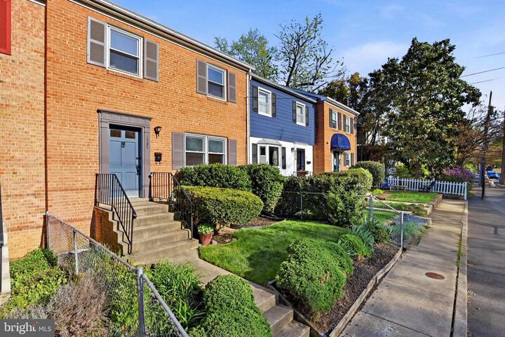 Property Photo:  1731 Price Street  VA 22301 