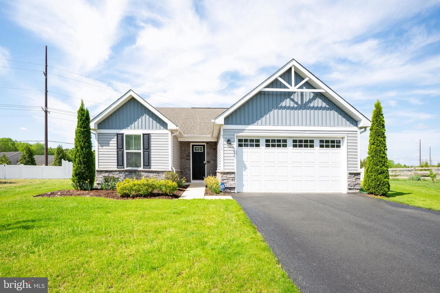 Property Photo:  28670 Hawthorne Trail  DE 19968 