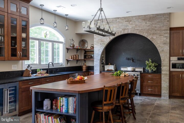 Property Photo:  12820 Dunvegan Drive  VA 20124 