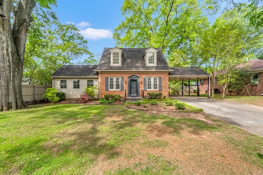 Property Photo:  812 Thornton Place  GA 30720 