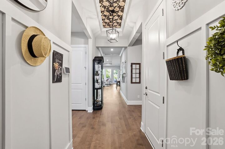 Property Photo:  2002 Belle Mont Farm Avenue  NC 28110 