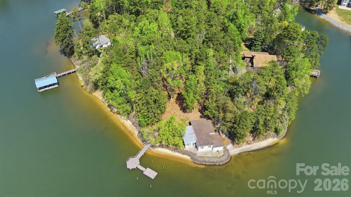 Property Photo:  15609 Chatfield Drive  NC 28278 