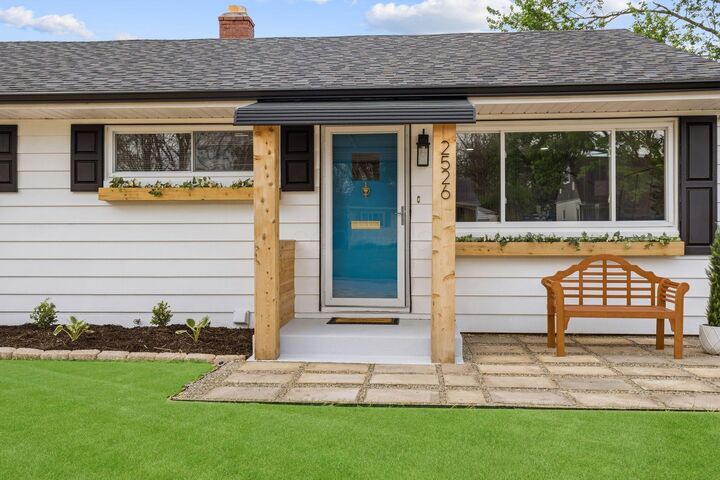 Property Photo:  2526 Shrewsbury Road  OH 43221 