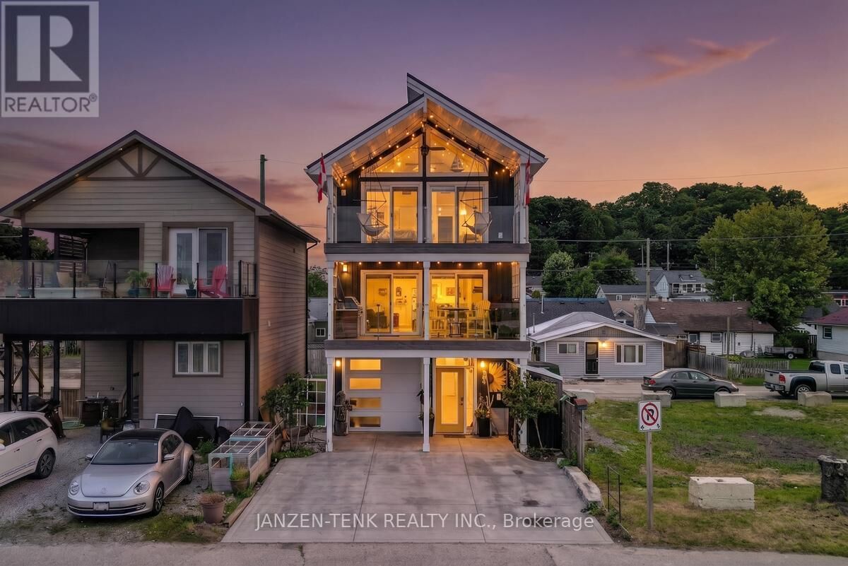 Property Photo: 163 Maud Street ON N5L 1C8